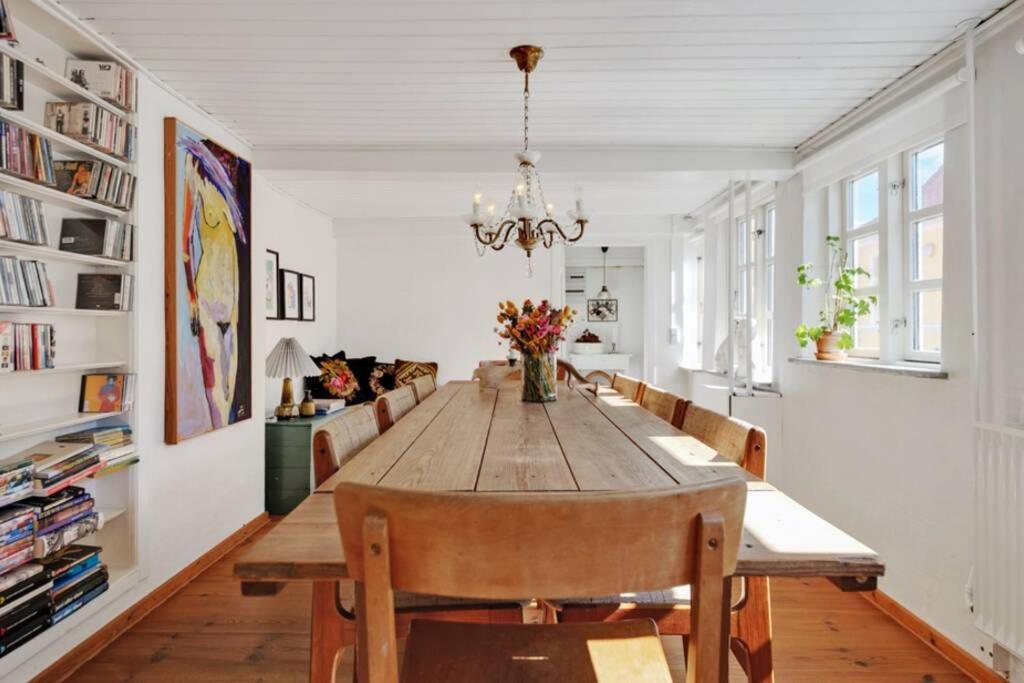 Hyggeligt Gammelt Fiskerhus I Marstal Villa Bagian luar foto